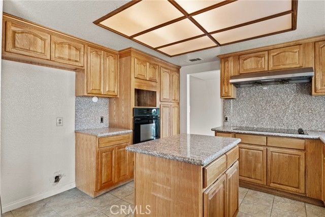 327 Fargo, San Dimas, CA 91773