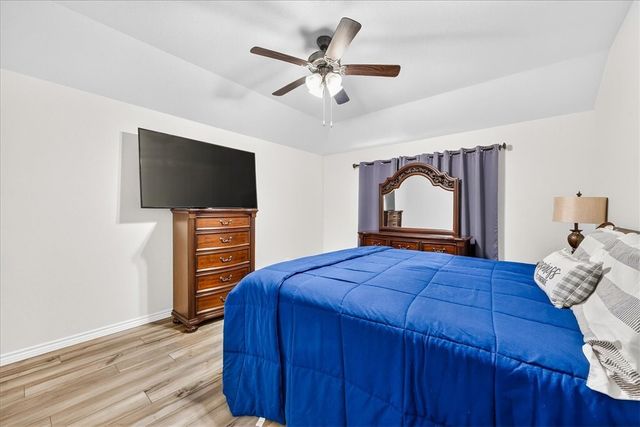 1118 Thames Chase Dr, Corpus Christi, TX 78415