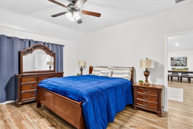 1118 Thames Chase Dr, Corpus Christi, TX 78415