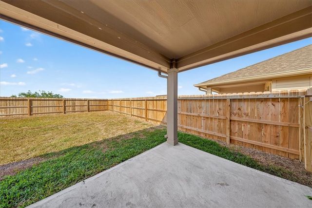 1118 Thames Chase Dr, Corpus Christi, TX 78415