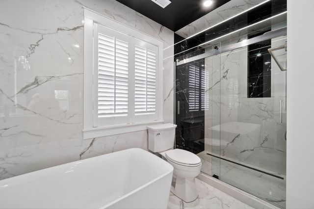 221 Olesen Drive, Naperville, IL 60540