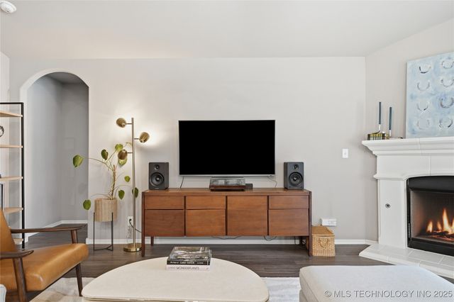 7505 S Walnut Avenue, Broken Arrow, OK 74011