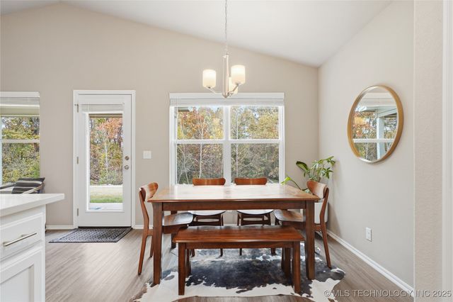 7505 S Walnut Avenue, Broken Arrow, OK 74011