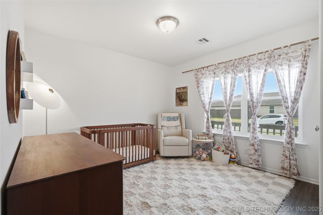 7505 S Walnut Avenue, Broken Arrow, OK 74011