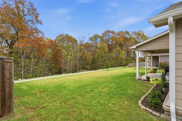 7505 S Walnut Avenue, Broken Arrow, OK 74011