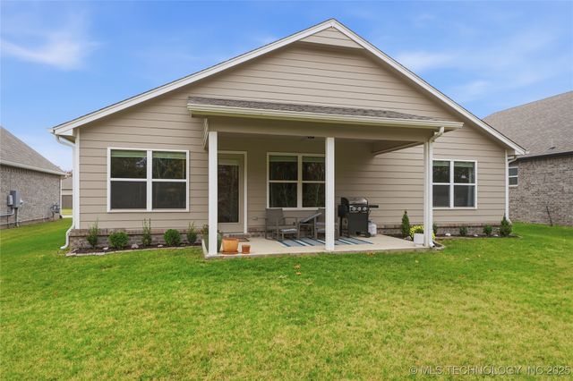 7505 S Walnut Avenue, Broken Arrow, OK 74011