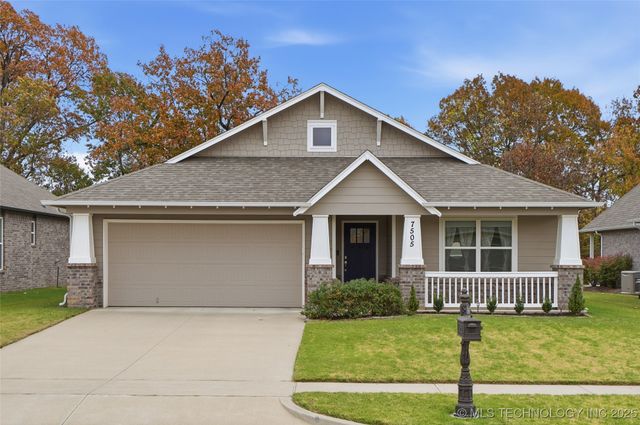 7505 S Walnut Avenue, Broken Arrow, OK 74011