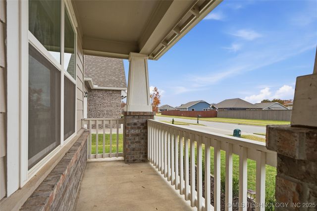 7505 S Walnut Avenue, Broken Arrow, OK 74011