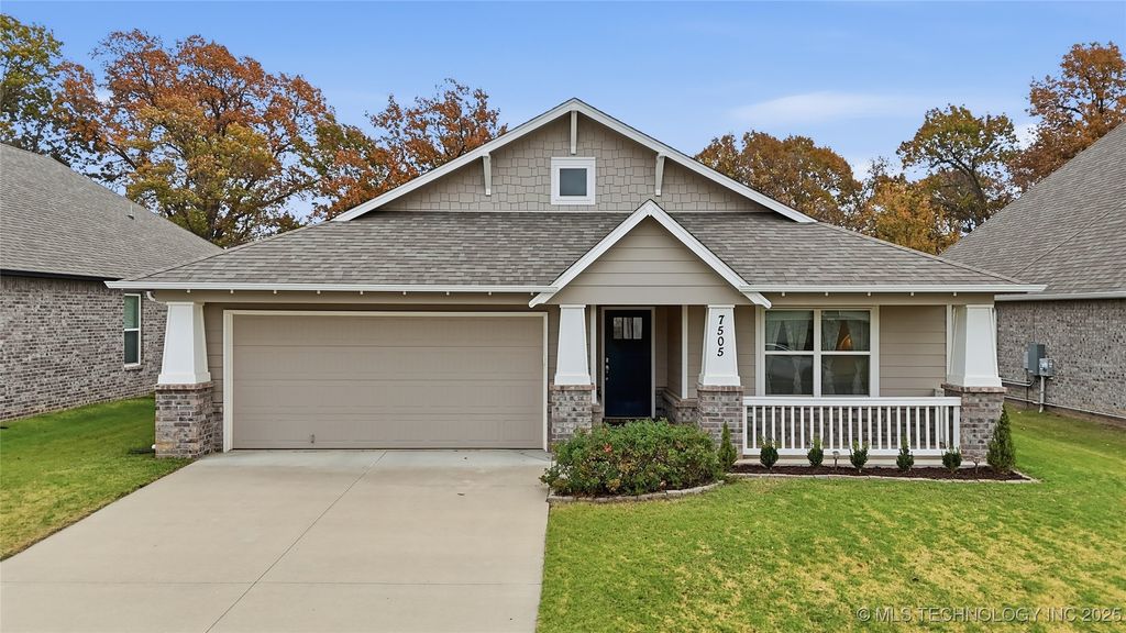 7505 S Walnut Avenue, Broken Arrow, OK 74011