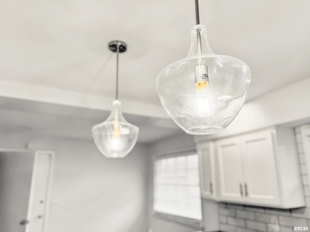 1013 W BEECH Street, Chillicothe, IL 61523