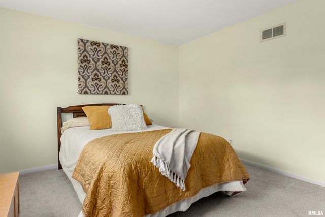 1013 W BEECH Street, Chillicothe, IL 61523