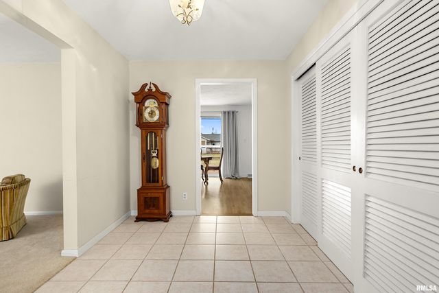 1013 W BEECH Street, Chillicothe, IL 61523