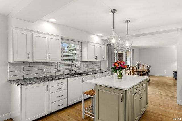 1013 W BEECH Street, Chillicothe, IL 61523