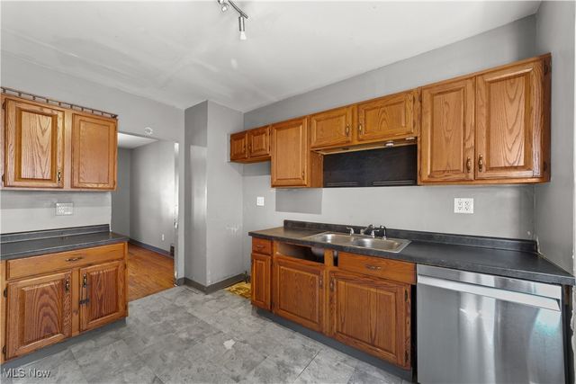 4109 W 50th Street, Cleveland, OH 44144