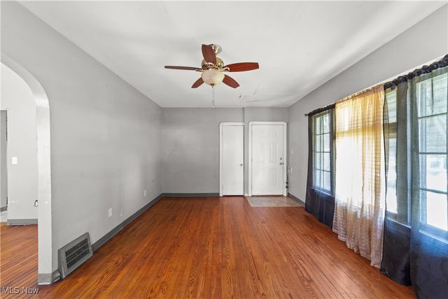 4109 W 50th Street, Cleveland, OH 44144