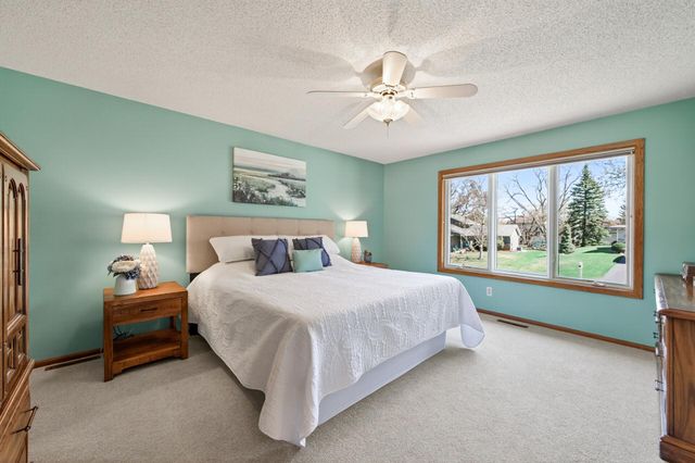 4615 Deerwood Lane N, Plymouth, MN 55442