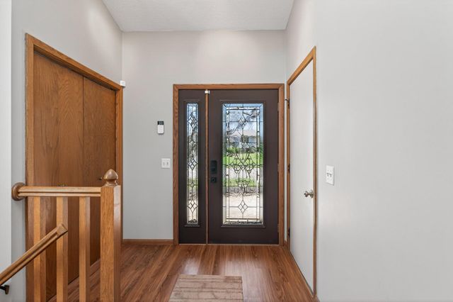 4615 Deerwood Lane N, Plymouth, MN 55442
