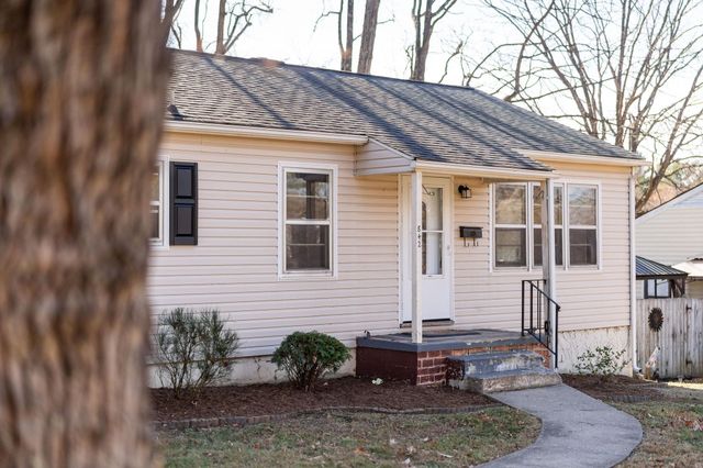 842 MAPLE AVE, Waynesboro, VA 22980