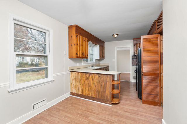 842 MAPLE AVE, Waynesboro, VA 22980