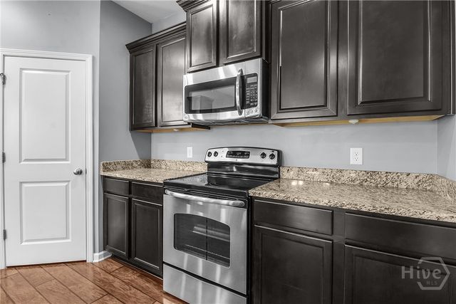 129 Winslow Circle, Savannah, GA 31407