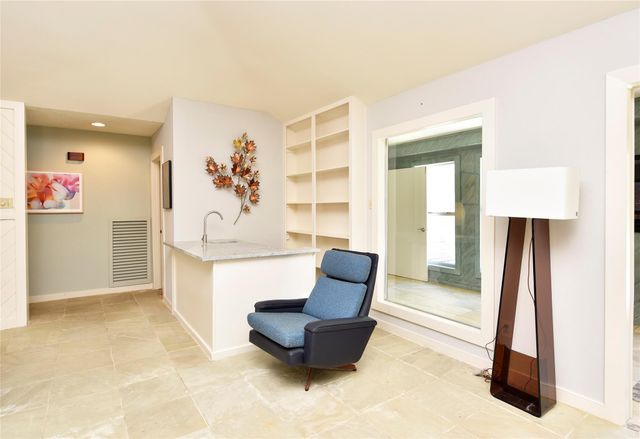 11418 Lakeside Place Drive, Houston, TX 77077