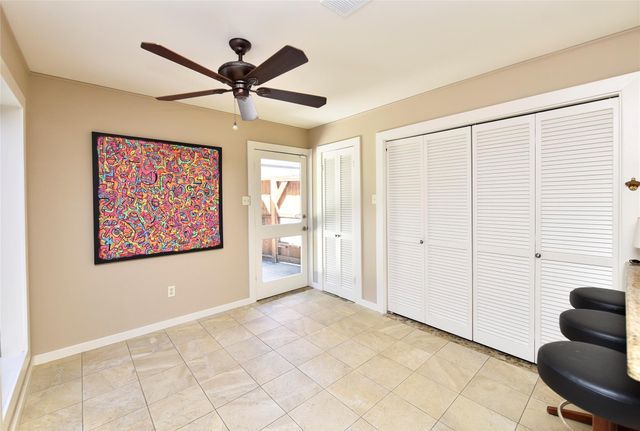 11418 Lakeside Place Drive, Houston, TX 77077