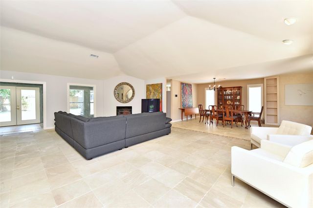 11418 Lakeside Place Drive, Houston, TX 77077