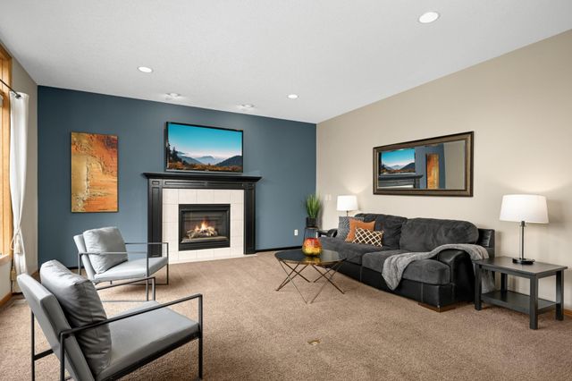 7040 Isleton Avenue S, Cottage Grove, MN 55016