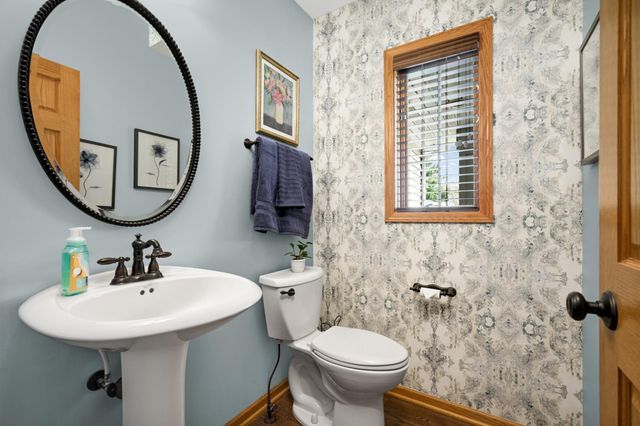 7040 Isleton Avenue S, Cottage Grove, MN 55016