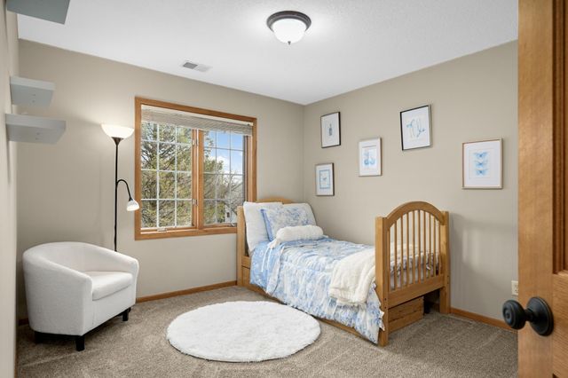 7040 Isleton Avenue S, Cottage Grove, MN 55016