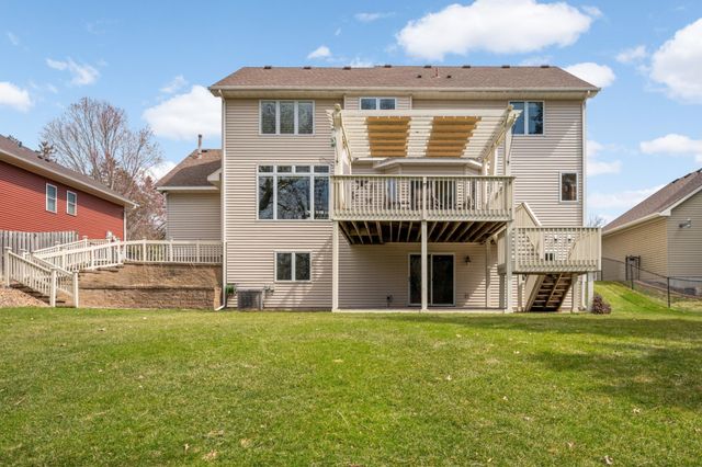 7040 Isleton Avenue S, Cottage Grove, MN 55016