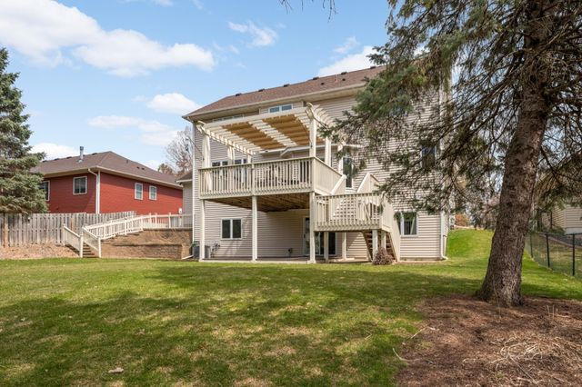 7040 Isleton Avenue S, Cottage Grove, MN 55016