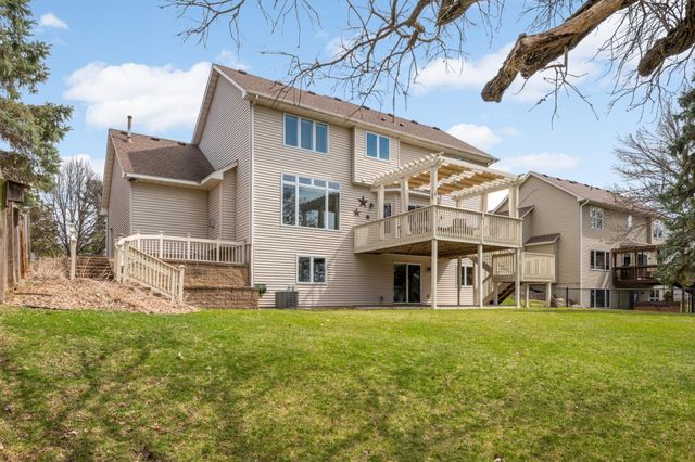 7040 Isleton Avenue S, Cottage Grove, MN 55016