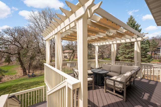 7040 Isleton Avenue S, Cottage Grove, MN 55016