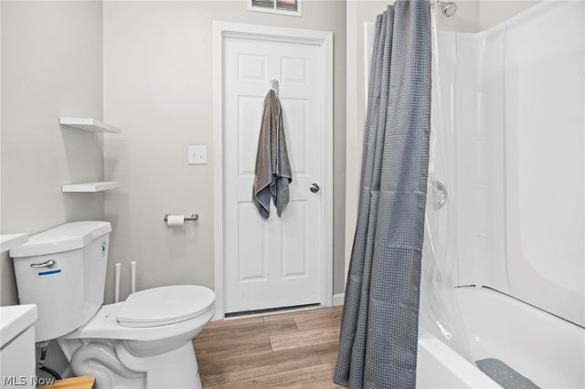 1842 Crawford Road, Cleveland, OH 44106