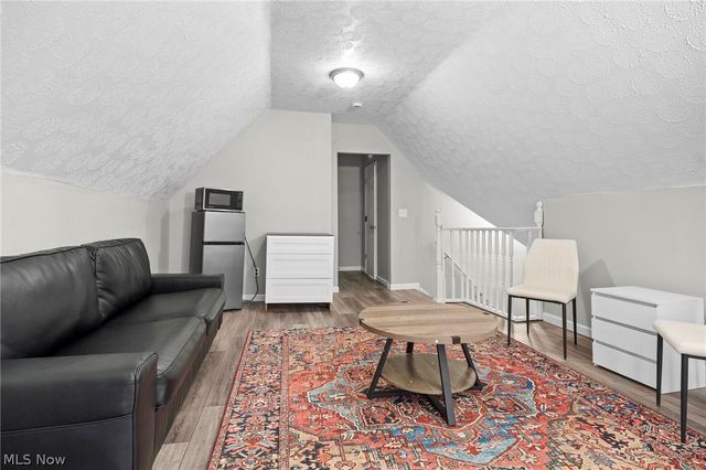 1842 Crawford Road, Cleveland, OH 44106