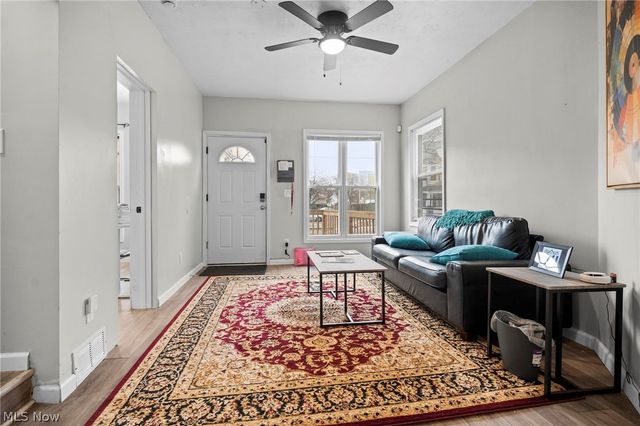 1842 Crawford Road, Cleveland, OH 44106