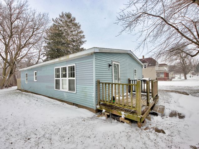 211 Mcclung Road, La Porte, IN 46350