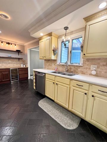43327 Ryer Court, Sterling Heights, MI 48313