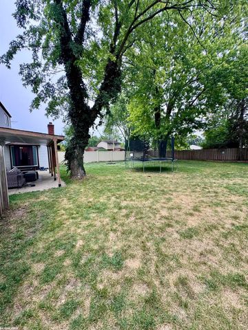 43327 Ryer Court, Sterling Heights, MI 48313