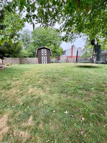 43327 Ryer Court, Sterling Heights, MI 48313