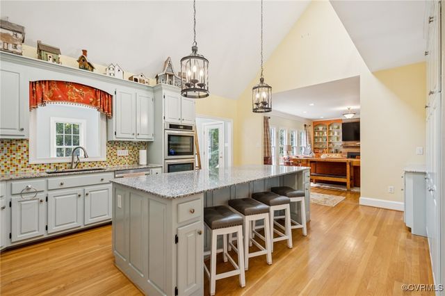 9226 Shelton Pointe Dr, Mechanicsville, VA 23116
