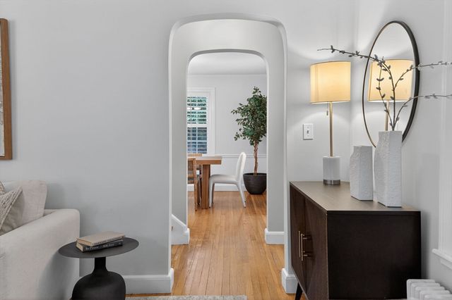35 Cleveland Rd, Wellesley, MA 02481