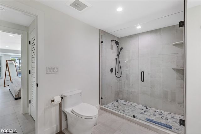 140 Egret ST, Fort Myers Beach, FL 33931