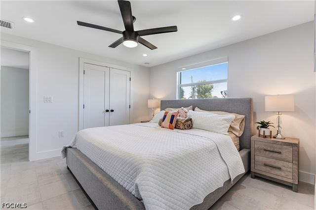 140 Egret ST, Fort Myers Beach, FL 33931