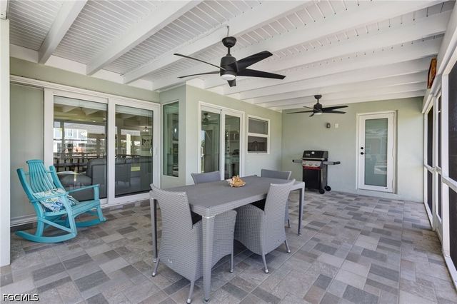 140 Egret ST, Fort Myers Beach, FL 33931