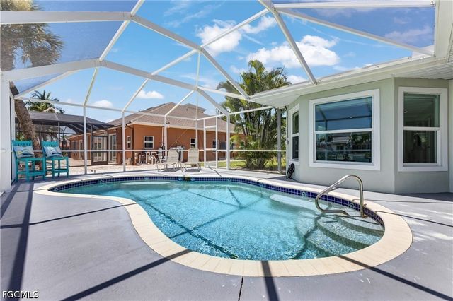 140 Egret ST, Fort Myers Beach, FL 33931