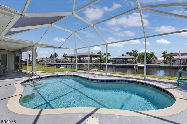 140 Egret ST, Fort Myers Beach, FL 33931