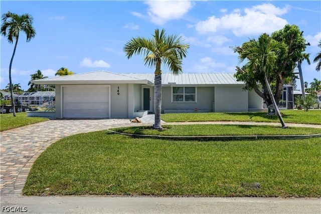 140 Egret ST, Fort Myers Beach, FL 33931