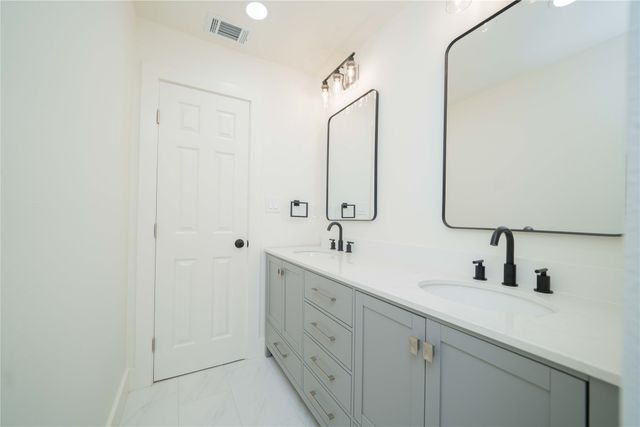 507 West Street, Pittsburg, TX 75686